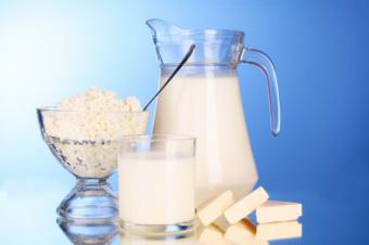 В Україні розпочалося сезонне зростання цін на молочку